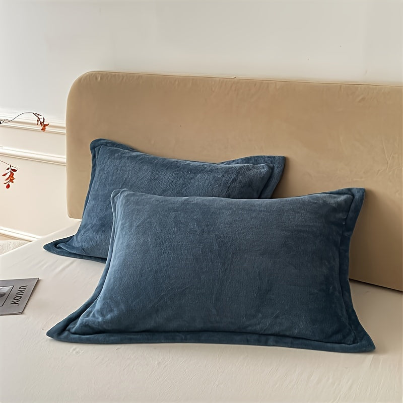Hand-Washable Non-Woven Fabric Pillowcase Set of 2 - Soft Velvety Texture with Zip Closure - Ideal for Home Decor