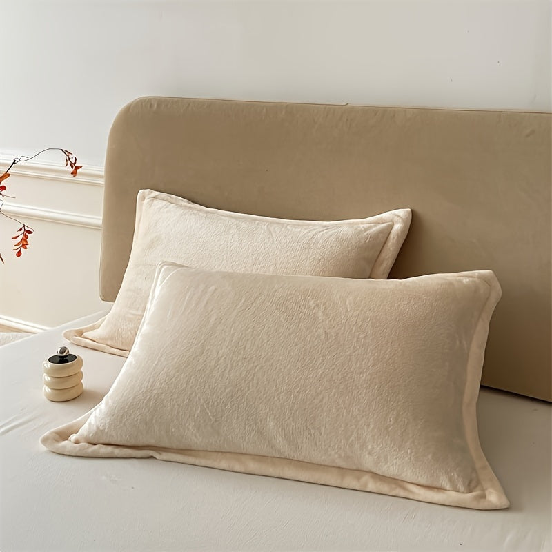 Hand-Washable Non-Woven Fabric Pillowcase Set of 2 - Soft Velvety Texture with Zip Closure - Ideal for Home Decor