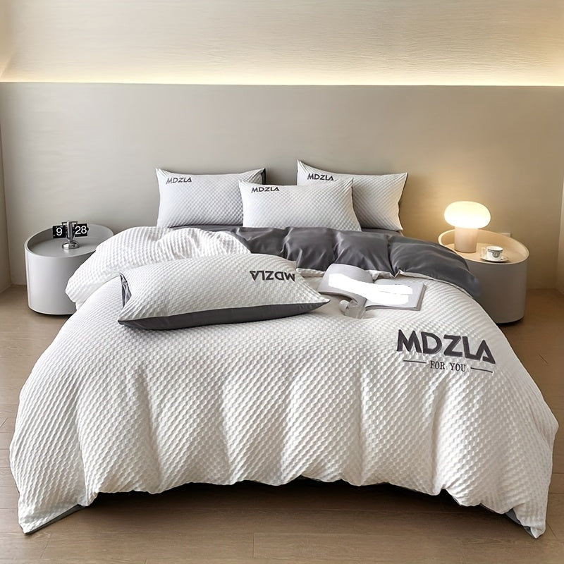 Silky Soft Washed Sea Island Cotton Four-piece Bedding Set with High-end Embroidery Quilt Cover for All Seasons: Includes One Quilt Cover, One Bed Sheet, And Two Pillowcases, Without A Quilt Core